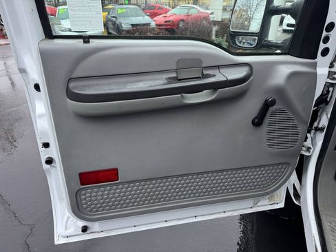 Used 2007 Ford F450 2WD Regular Cab Super Duty image 14