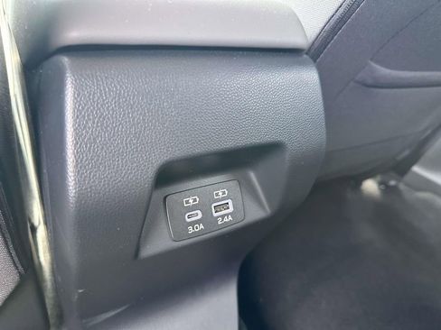 Certified 2025 Subaru Crosstrek 2.0i Premium image 9