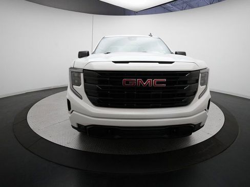 Used 2024 GMC Sierra 1500 Elevation image 11