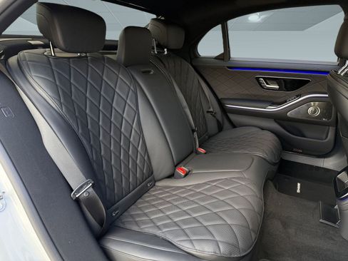 New 2026 Mercedes-Benz S 580 4MATIC Sedan image 24