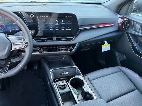 New 2026 Chevrolet Equinox RS image 18