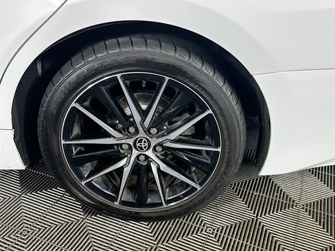 Used 2022 Toyota Camry SE image 33