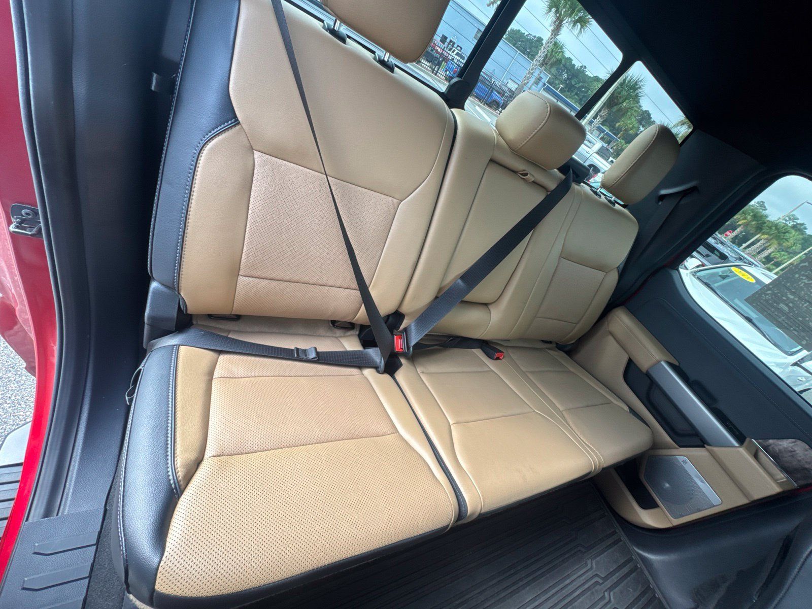 Used 2024 Ford F250 Lariat w/ Sport Appearance Package AWD/4WD image 22