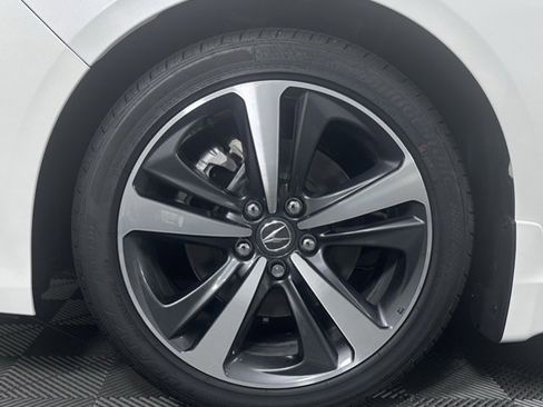 Used 2025 Acura TLX w/ Technology Package image 12