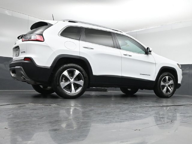 Used 2021 Jeep Cherokee Limited w/ Trailer Tow Group AWD/4WD image 39