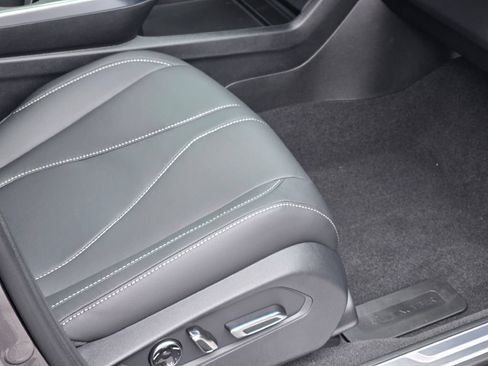 New 2026 Acura RDX SH-AWD image 10