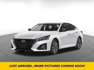 Used 2025 Nissan Altima 2.5 SV FWD video 1