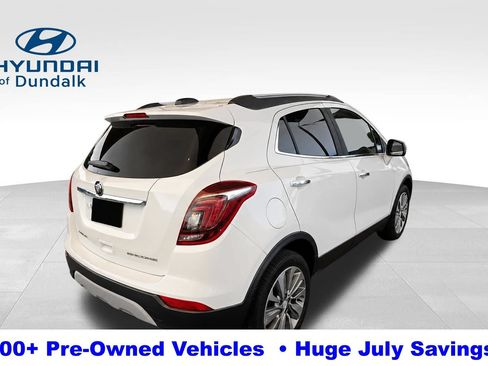 Used 2018 Buick Encore Preferred FWD image 2