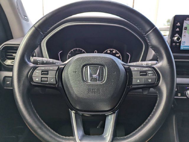 Used 2025 Honda Pilot Touring image 31