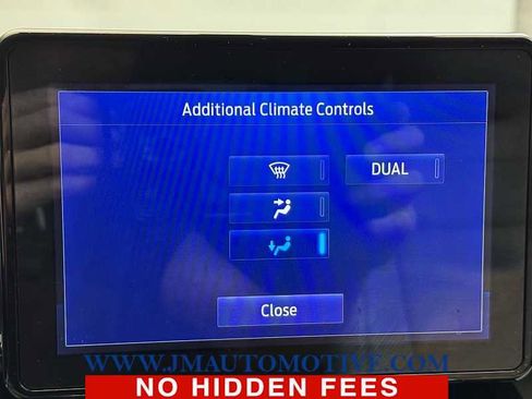 Used 2020 Ford Explorer XLT w/ Equipment Group 202A image 40