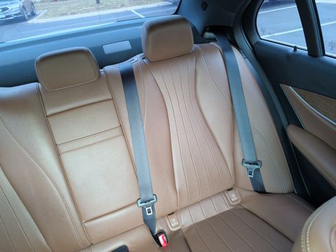 Used 2020 Mercedes-Benz E 350 Sedan image 14