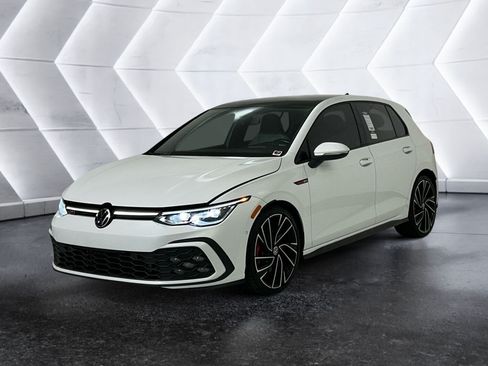 Used 2022 Volkswagen GTI Autobahn FWD image 3