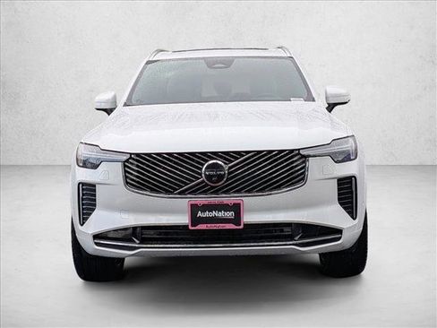 New 2026 Volvo XC90 B6 Plus w/ Protection Package Premier image 6