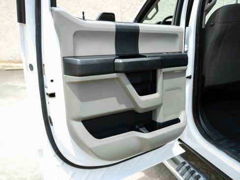 Used 2019 Ford F250 XL w/ STX Appearance Package AWD/4WD image 41
