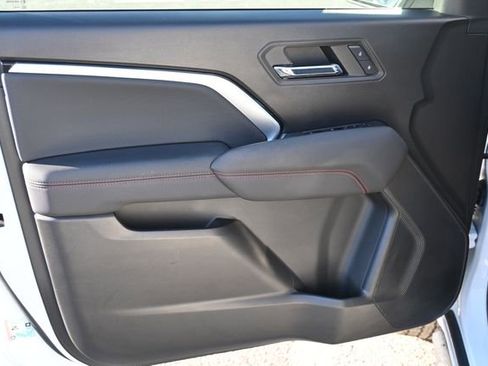 Used 2023 Chevrolet Colorado Z71 w/ Advanced Trailering Package image 10