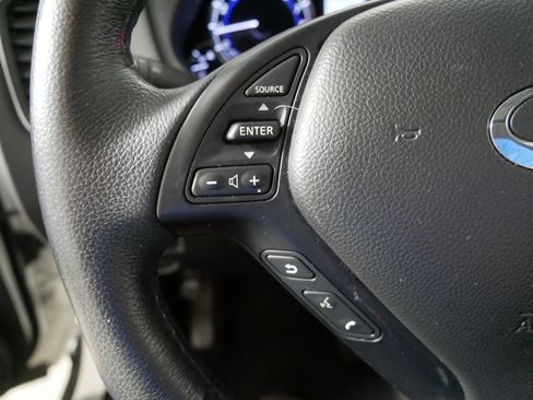 Used 2017 INFINITI QX50 AWD w/ Premium Plus Package image 27
