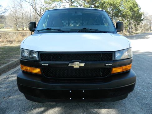 Used 2020 Chevrolet Express 2500 2500 w/ Driver Convenience Package image 2