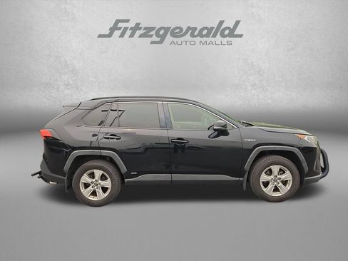Used 2019 Toyota RAV4 XLE w/ Convenience Package AWD/4WD image 9