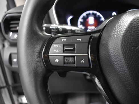Used 2024 Honda Pilot EX-L image 26