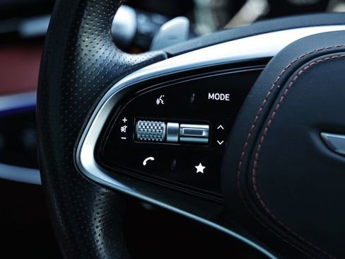 Used 2022 Genesis GV70 3.5T Sport w/ Sport Prestige Package image 33