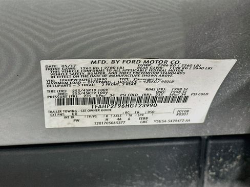 Used 2017 Ford Taurus Limited w/ Driver Assist Package FWD image 12