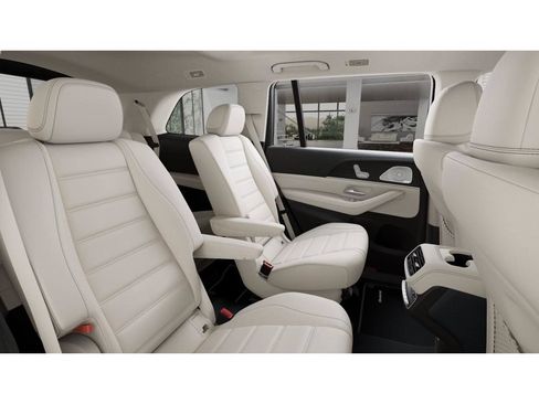 New 2026 Mercedes-Benz GLS 450 4MATIC image 5