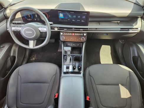 Used 2025 Hyundai Tucson SEL FWD image 20