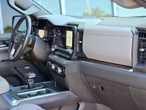 Used 2022 GMC Sierra 1500 SLT w/ SLT Premium Plus Package image 12