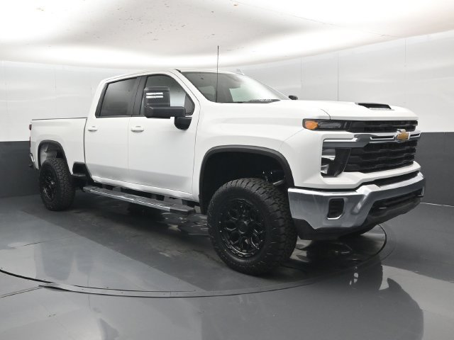 Used 2026 Chevrolet Silverado 2500 LT AWD/4WD image 34