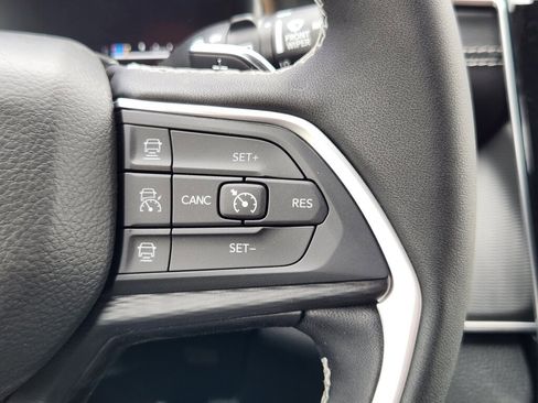 New 2026 Jeep Grand Cherokee L Laredo AWD/4WD image 19