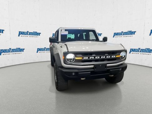 Certified 2024 Ford Bronco Big Bend w/ Sasquatch Package AWD/4WD image 3