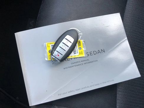 Used 2022 Nissan Altima 2.5 S image 32