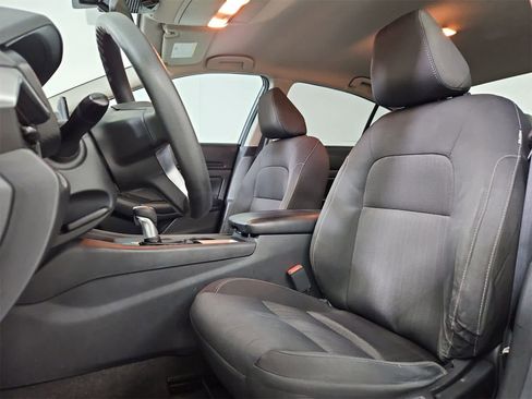 Used 2022 Nissan Altima 2.5 S image 16