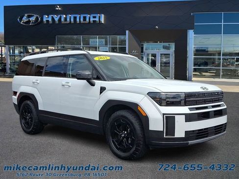 Used 2025 Hyundai Santa Fe XRT AWD/4WD image 1