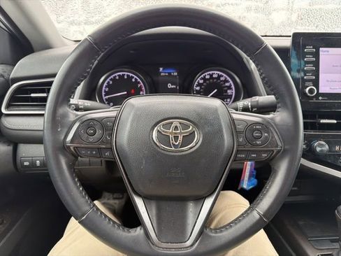 Used 2023 Toyota Camry SE image 29