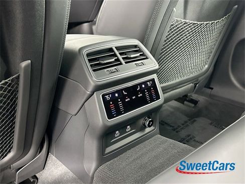 Used 2025 Audi RS 6 performance image 37