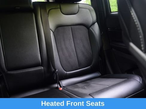 Used 2024 Jeep Grand Cherokee Altitude AWD/4WD image 17