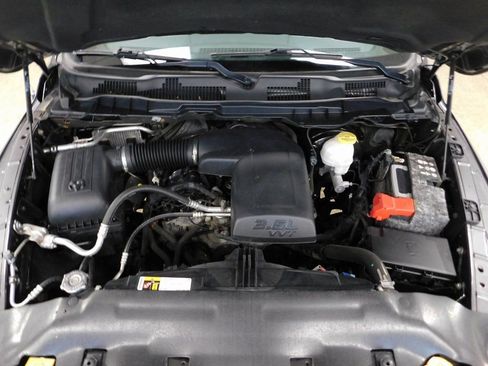 Used 2019 RAM 1500 Express image 17