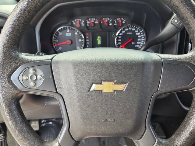 Used 2018 Chevrolet Silverado 1500 Custom w/ Custom Value Package AWD/4WD image 24