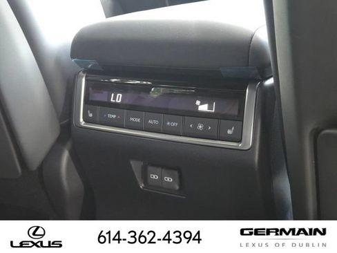 Used 2025 Lexus GX 550 AWD/4WD image 32