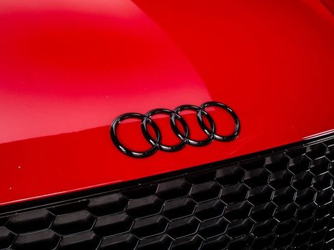 Used 2017 Audi R8 V10 w/ Carbon Exterior Package AWD/4WD image 6