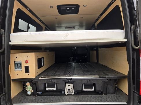 Used 2020 Mercedes-Benz Sprinter 2500 image 22