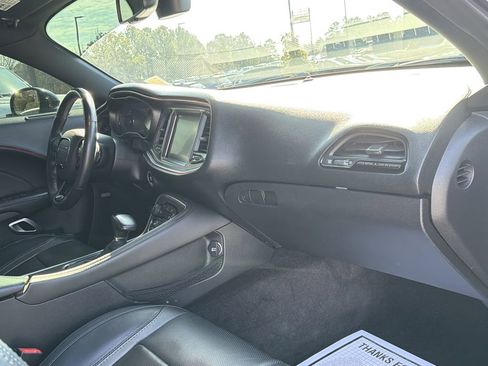 Used 2016 Dodge Challenger R/T Plus image 18