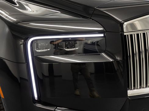 New 2026 Rolls-Royce Cullinan AWD/4WD image 9