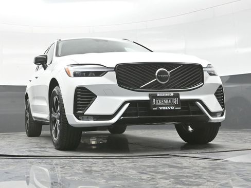 New 2026 Volvo XC60 B5 Core AWD/4WD image 22