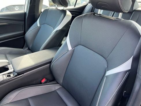 Used 2025 Toyota Camry SE image 13