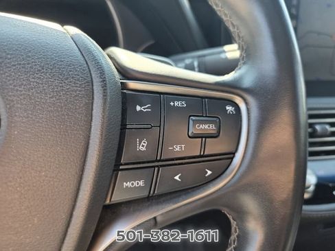 Used 2021 Lexus LS 500 w/ Accessory Package (Z2) RWD image 25