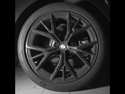Used 2023 BMW 540i w/ M Sport Package RWD image 27