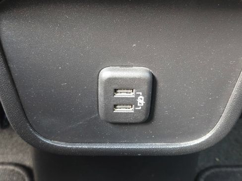 Used 2022 Chevrolet Equinox LT FWD image 26