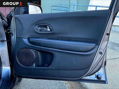 Used 2020 Honda HR-V LX image 22